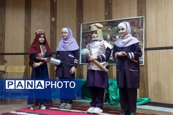 داوری آثار تئاتر درسی در ناحیه سه شیراز 