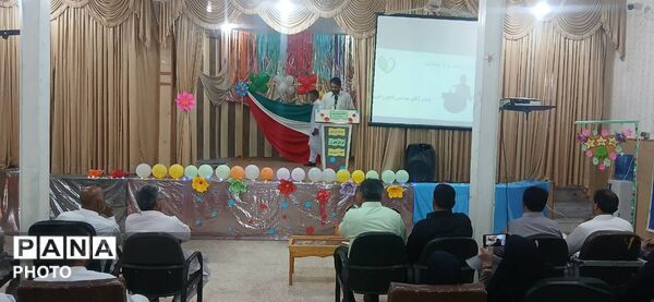برگزاری مراسم محوری زنگ بهداشت روان در شهرستان سیب و سوران
