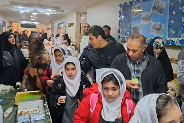 آیین بزرگداشت روز پدر در دبستان شاهد فاطمه زهرا (س)