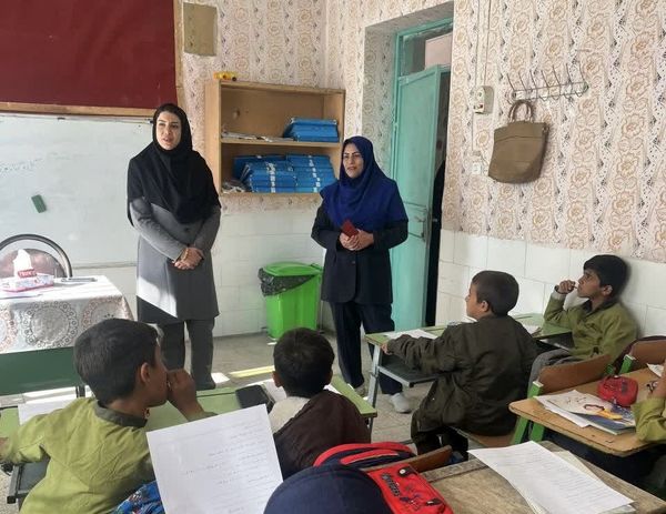 بازدید سرگروه‌های آموزشی از مدارس خاتم 