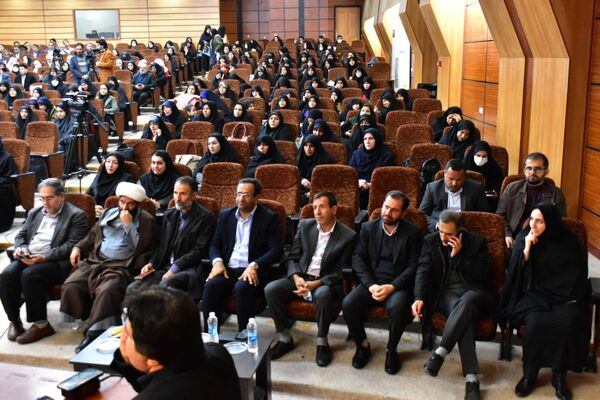 هفتمین اجلاسیه استانی نماز در یاسوج