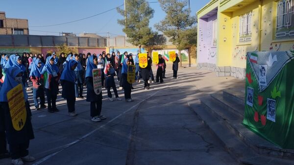 گرامیداشت هفته بسیج دانش آموزی در آموزشگاه فرهنگ خلیل آباد