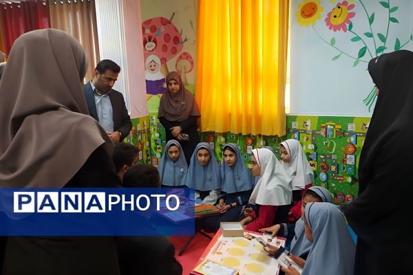 آیین افتتاحیه اتاق بازی و یادگیری در دبستان نیایش شهرستان قدس