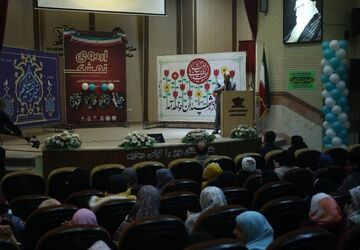 اردوی تمشک دانش‌آموزان را توانمند می‌کند