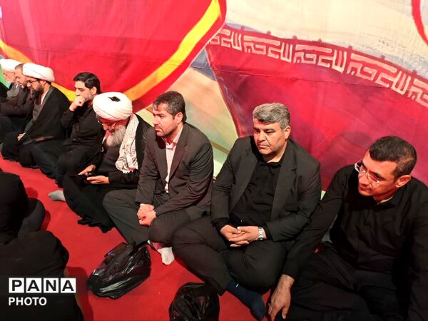 مراسم عزاداری رهبر شهید در شهر هشتگرد 