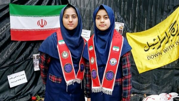 شور اعتکاف دختران و پسران بردسکن در یک صف معنوی