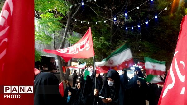 ایران حرمِ مقتدر، تجلی ایمان و میهن‌ پرستی در تجمعات شبانه میدان امام (ره)