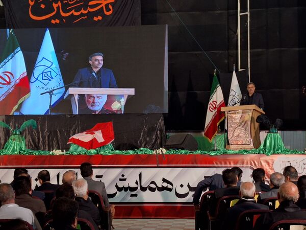 پیر غلامانی از جنس تعلیم و تربیت