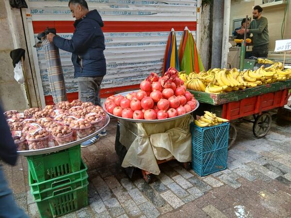 شب یلدا در بازار رشت