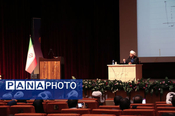 نشست تبیینی محور مقاومت در تبریز