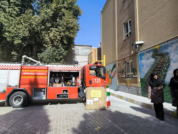 بزرگداشت روز آتش نشانی در دبستان شطیطه۲
