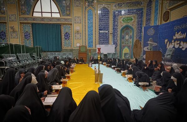 اعتکاف دختران نسل آفتاب