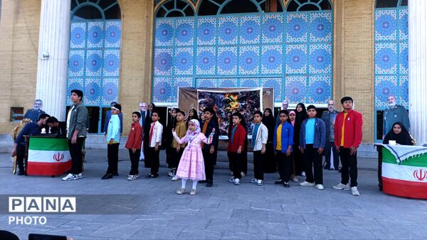 گردهمایی اهالی فرهنگ و هنر در فرهنگسرای سیمرغ نیشابور 