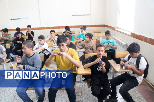 اولین روز جشنواره بازی‌های فکری در شهر یزد