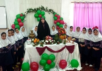 جشن یلدا در مدرسه پیروزی سمنان