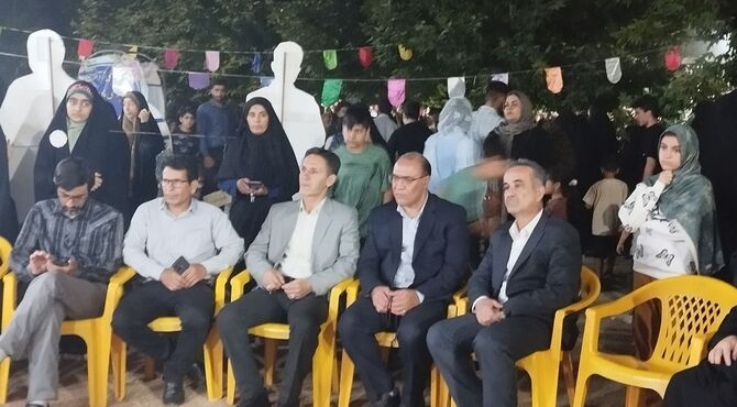 مراسم حماسی عید غدیر با حضور مسئولان ناحیه دو و دانش‌آموزان