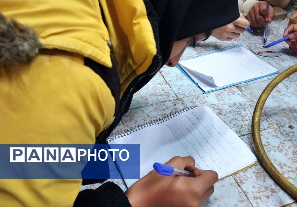 بازدید دانش آموزان کاشمری از پژوهش سرا