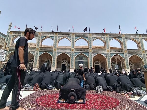 مراسم اربعین حسینی در کربلای ایران؛ باحضور پرشور زائران از سراسر کشور تا حرم مطهر حضرت سلطانعلی (ع)