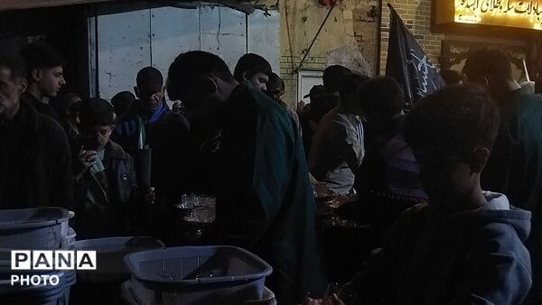 گذری بر چایخانه حضرت فاطمه زهرا در یازدهمین روز از سال ۱۴۰۵