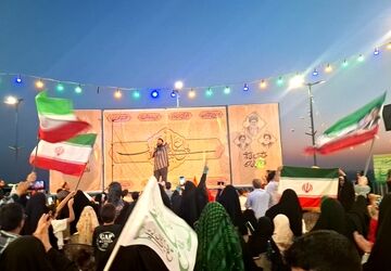 غدیری‌ها در جوار شهدا پاسخ دادند