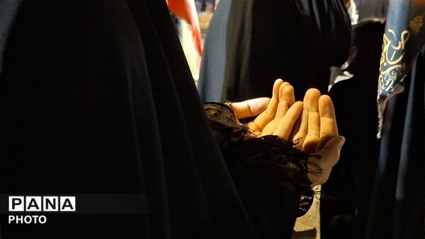 اجتماعات شبانه رشتخوار در سوگ رهبر شهید