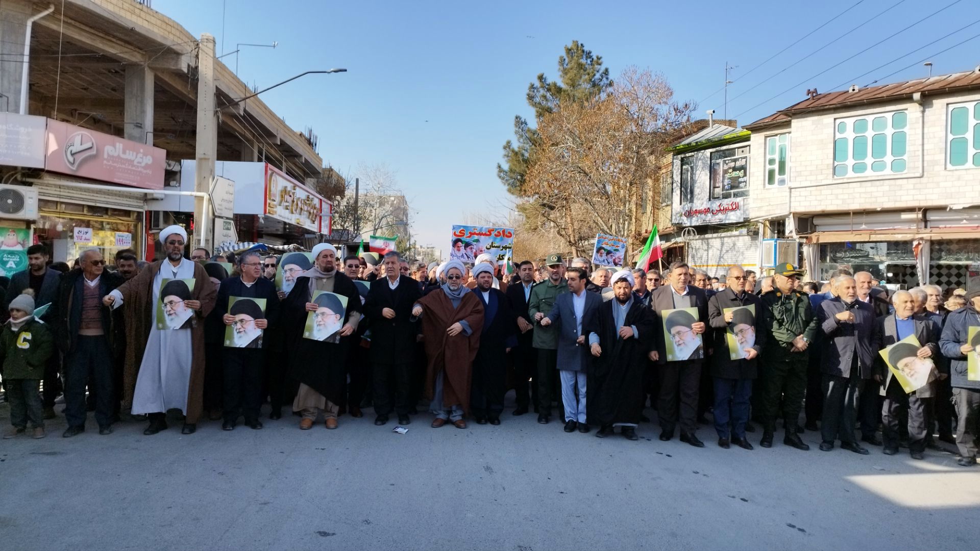 اتحاد مقدس با حضور فرهنگیان 