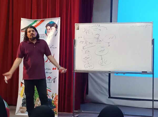 آغاز دوره «یاوران ولایت ۱۴۰۴» روز دوم در فرهنگسرای ولاء شهرری
