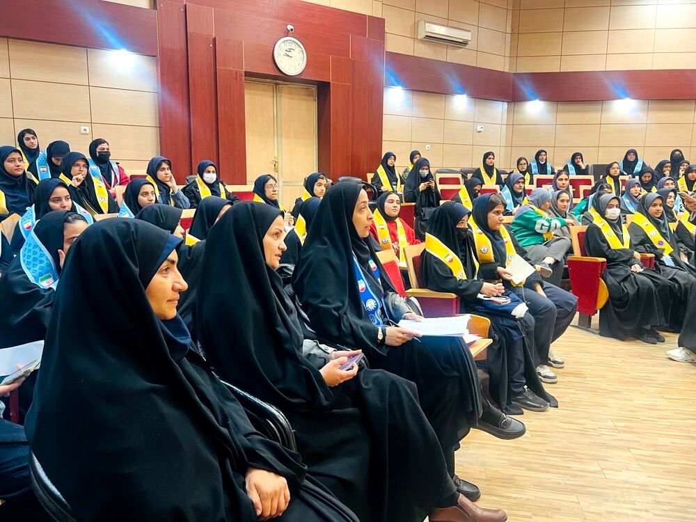 انتخابات شورای دانش آموزی در ناحیه 2مشهد