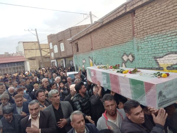 مراسم وداع با شهید گمنام در روستای جابوز شهرستان خلیل‌آباد 