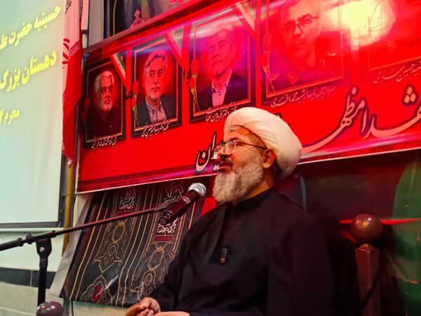 نوای “لبیک یا حسین” در شب پنجم محرم در رزق آباد طنین‌انداز شد