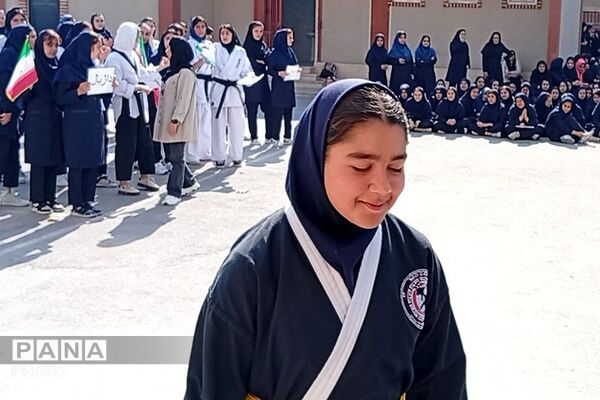 افتتاحیه المپیاد ورزشی درون مدرسه ای در دبیرستان شهید سیدرضی موسوی