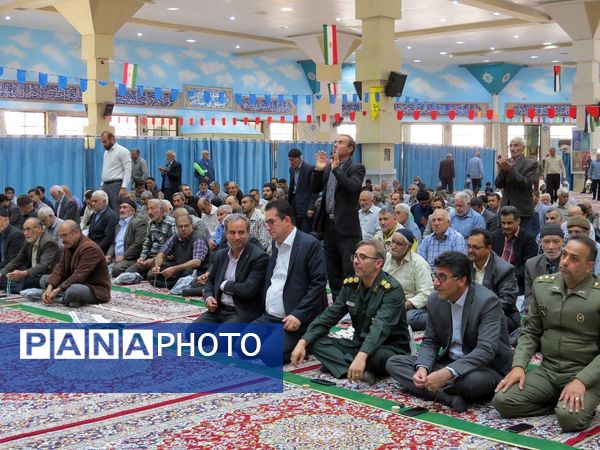 برپایی میز خدمت اداره‌کل آموزش پرورش استان در مصلی بجنورد 