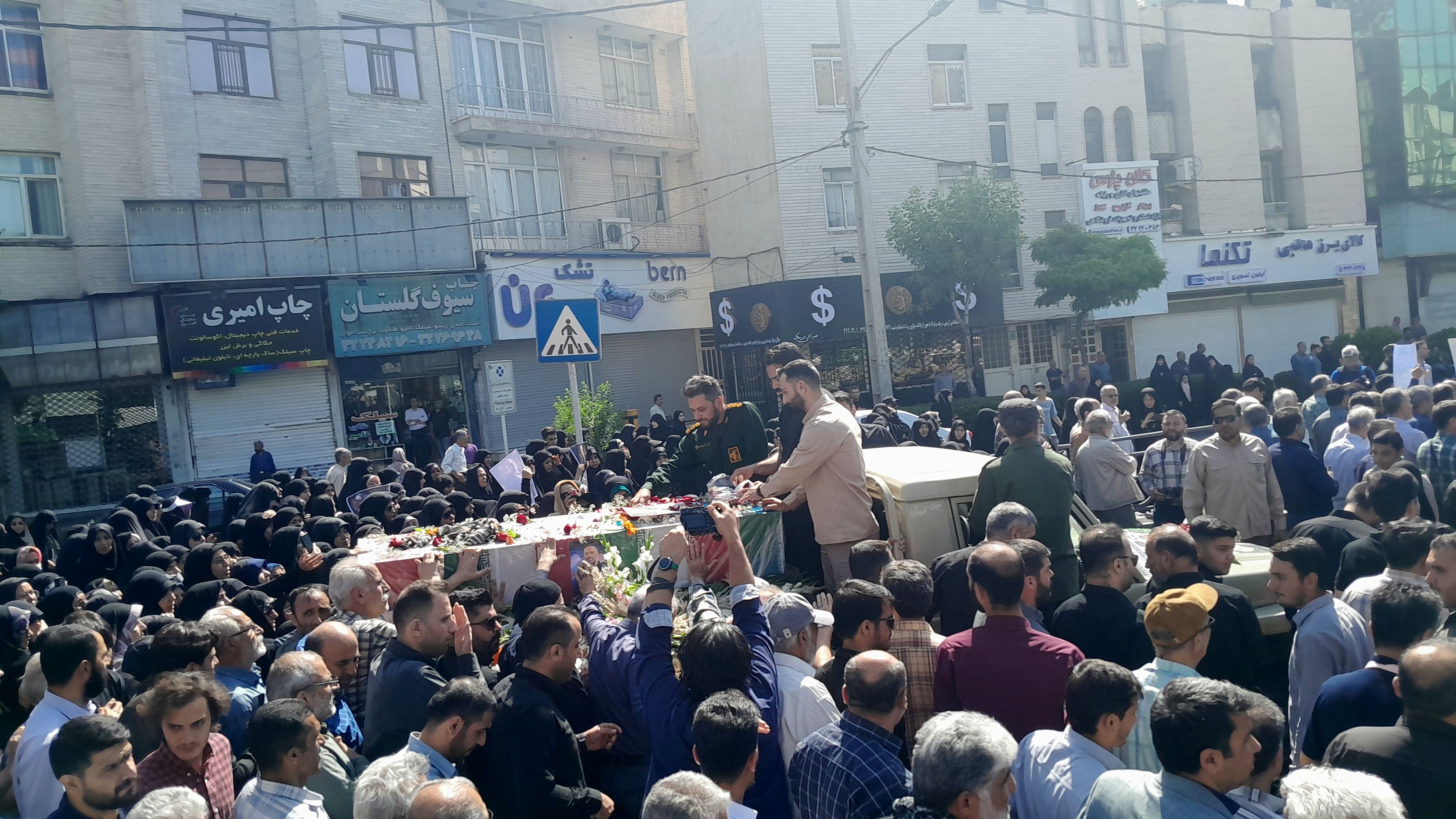 شهدا ستارگان بی‌نام و نشان‌ هستند