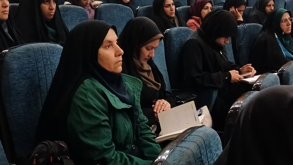 برگزاری دوره‌ تربیت مدرس پیشتازان سازمان دانش‌آموزی استان البرز