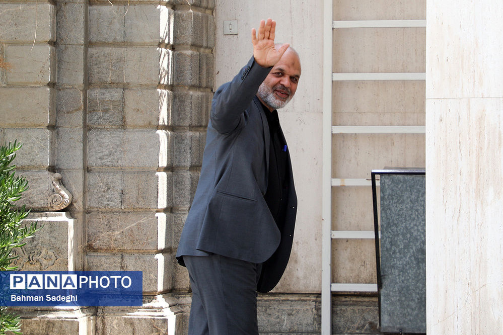 مراسم تحلیف قبل از ۱۵ مرداد برگزار می‌شود 