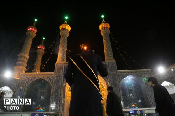 مراسم احیاء نخستین شب قدر در حرم حضرت معصومه(س)