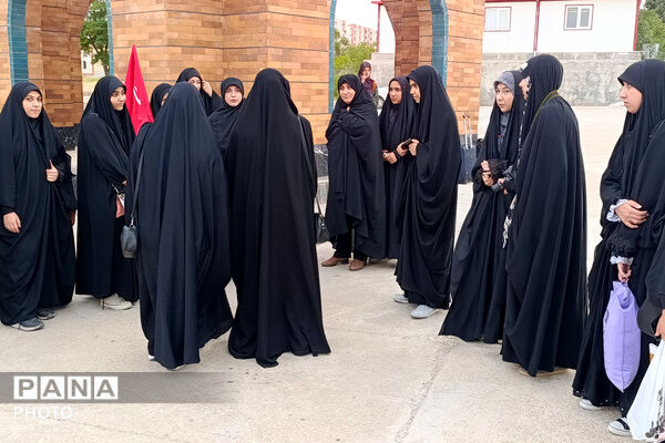 اعزام دانش‌آموزان و دانشجویان بجنوردی به مشهد برای حضور در آیین تشییع پیکر رهبر شهید
