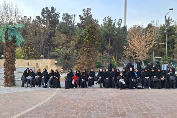 حضور دانش‌آموزان ناحیه دو شهرری در اردوی باغ موزه دفاع مقدس 