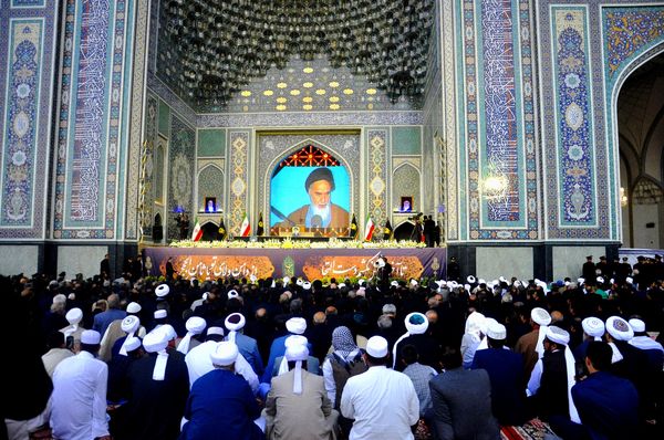 زیارت شهدای جمهور در حرم مطهر رضوی