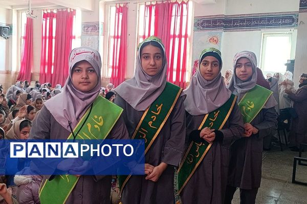 مدرسه شهید عباس بابایی  غرق در شادی شعبان