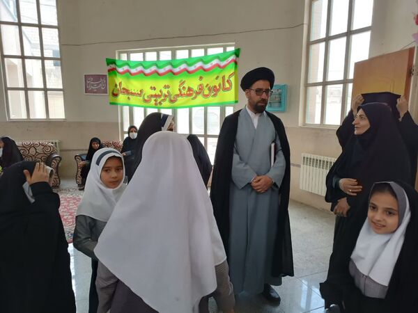  برگزاری مسابقه‌ قرآن، عترت و نماز دانش‌آموزان مقطع ابتدایی شهرستان فلاورجان
