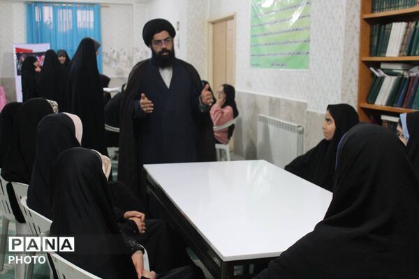 افتتاحیه پاتوق دخترانه نوجوان مبارز در آشخانه