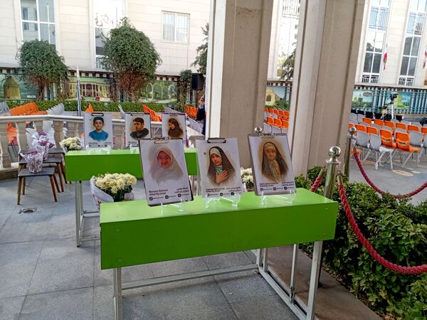 جشن عاطفه‌ها در مشهد برگزار شد