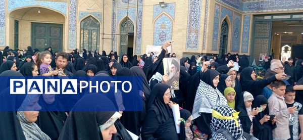 مراسم بزرگداشت مجاهد شهید سیدحسن نصرالله در مسجد خاتم‌الانبیا شهرستان ملارد