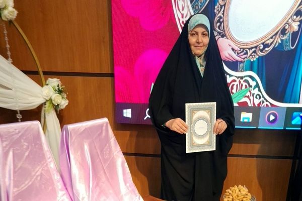 درخشش بانوی معلم‌ تراز انقلاب اسلامی از چهاردانگه