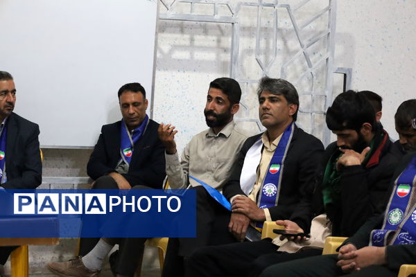 نشست صمیمانه قائم مقام سازمان دانش آموزی با رؤسای سازمان دانش‌آموزی استان کرمان