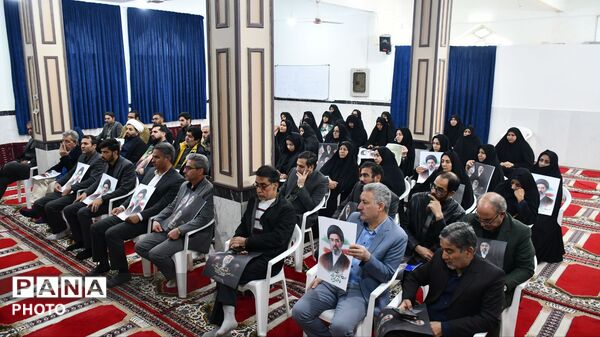  بیعت فرهنگیان آموزش و پرورش مه ولات با رهبر جمهوری اسلامی ایران