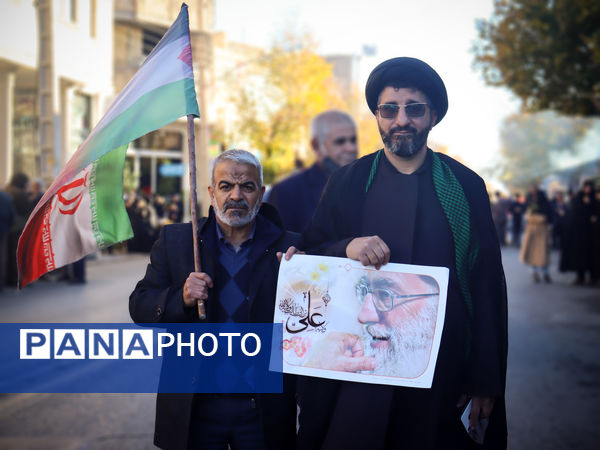 حضور پرشور مردم شهرضا در تشییع پیکر مطهر ده شهید گمنام دوران دفاع مقدس 