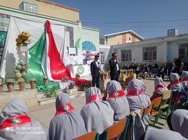 نواختن زنگ سپاس معلم در شهرستان جاجرم