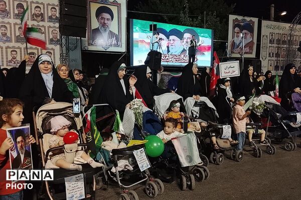 کوچک‌ترین جانفدایان در میدان اقتدار